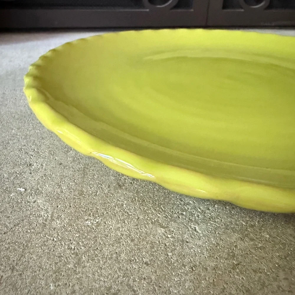 Portugal Terracota Platter Scalloped Edge Ceramic Serving Plate Green 14 Inch